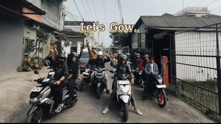 Artikel KKN Universitas Al Ghifari: Pemberangkatan Kelompok 18 Prakarsa Kaula Muda Universitas Al-Ghifari Menuju Desa Indragiri, Kampung Ciparay