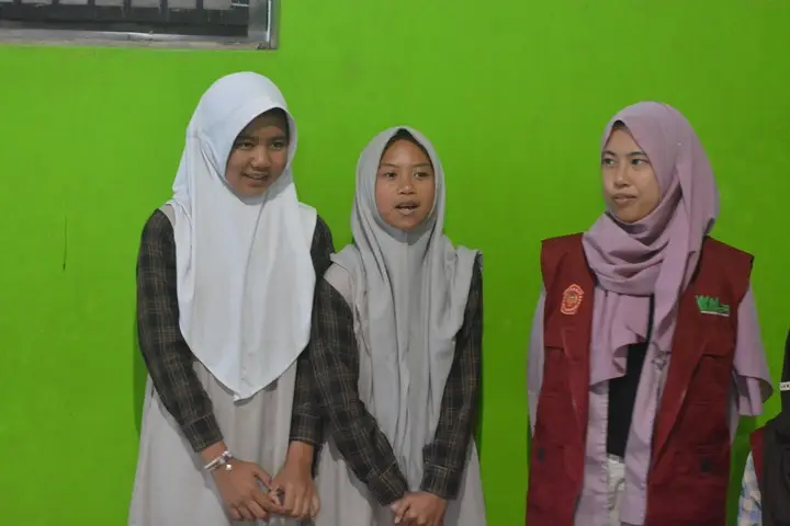 Artikel KKN UNFARI: Cerita Mengajar di Di Yayasan Nurul Iman