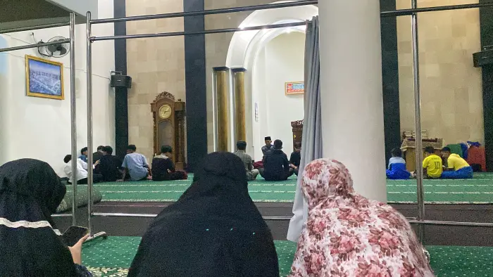 Artikel KKN UNFARI: Hari Ke-6 Denyut Harian: Dari Kedisiplinan Posko hingga Membaur dalam Kegiatan Pemuda Desa dari Kelompok ADHIKARA BAKTI KELOMPOK 16