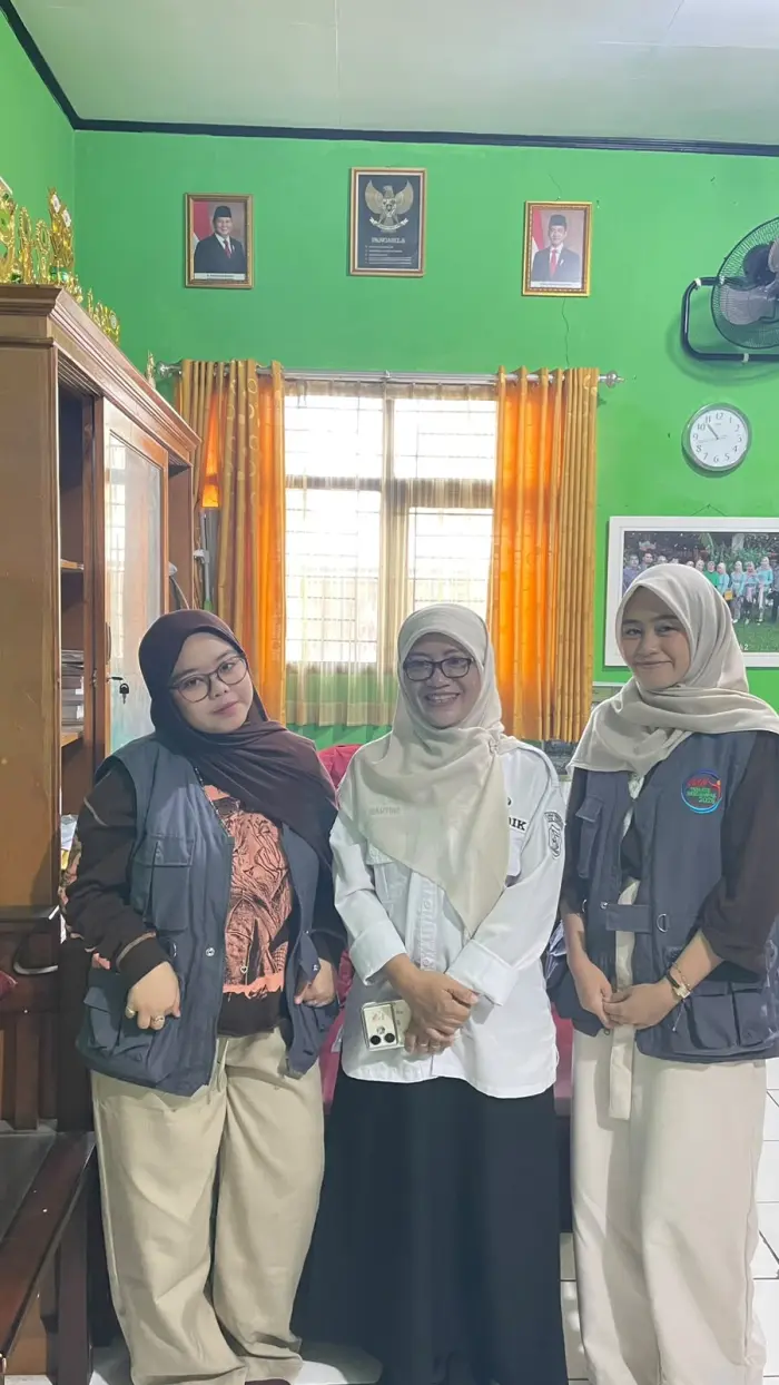 Artikel KKN Universitas Al Ghifari: Bangun Sinergi dengan Sekolah Dasar, Kelompok KKN 18 Kunjungi Tiga SD di Desa Melatiwangi