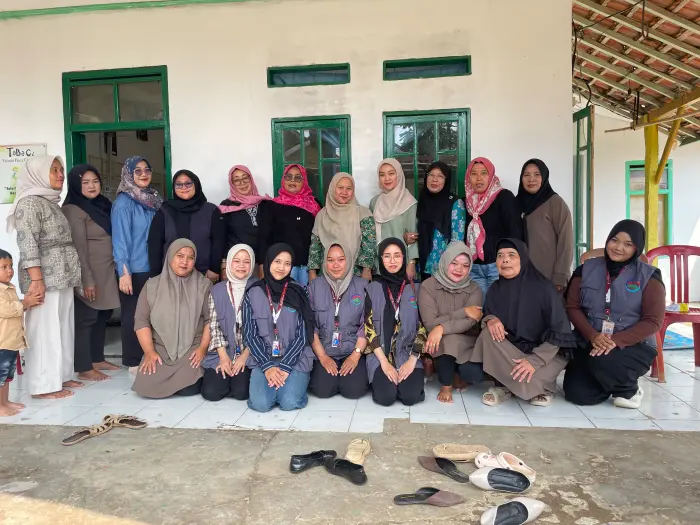 Artikel KKN UNFARI: Kunjungan Sekaligus Membantu Kegiatan Posyandu dan Sosialisasi ke Yayasan Madrasah Al-Ikhlas RW 14 Kp. Cimentrik dari Kelompok Barawidya