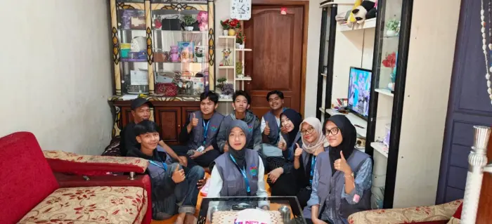 Artikel KKN Universitas Al Ghifari: Hari Kedua KKN XV Sagara Pradipa: Inkulturasi dan Sosialisasi Bersama Perangkat Desa sebagai Langkah Awal Membangun Sinergi dengan Masyarakat Desa Cilame