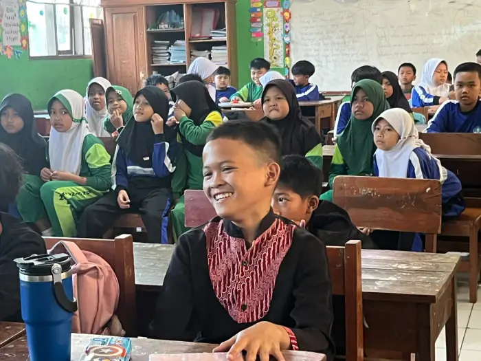 Artikel KKN Universitas Al Ghifari: KKN-TB kelompok 18 Bersinergi dengan SDN Cinangka 2 Gelar Sosialisasi STOP Bullying untuk Mewujudkan Lingkungan Sekolah yang Aman dan Nyaman