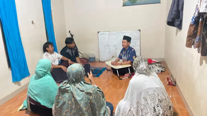 Artikel KKN Universitas Al Ghifari: One Day One Juz: Membentuk Karakter Spiritual Mahasiswa KKN sebagai Implementasi Nilai-Nilai Universitas Al-Ghifari