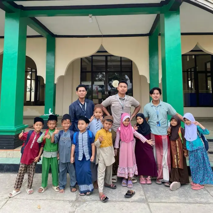 Artikel KKN Universitas Al Ghifari: Mengabdi Melalui Pendidikan: KKN Sagara Karsa Dampingi Pembelajaran di Madrasah Desa Bojong Emas
