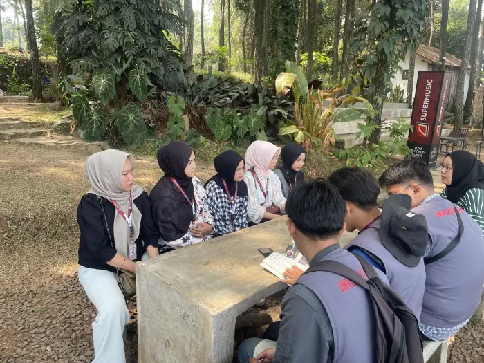 Artikel KKN Universitas Al Ghifari: Perkuat Pemetaan Digital Dusun 3, Kelompok 30 KKN Universitas Al-Ghifari Gelar Sosialisasi dan Pembekalan Teknis Bersama Dosen ITB