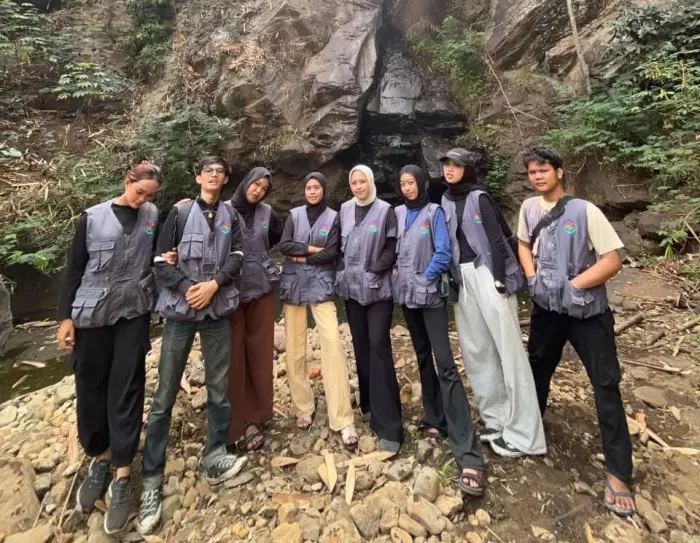 Artikel KKN Universitas Al Ghifari: Menjelajahi Keindahan Alam Curug Eti, Wisata Alam Desa Loa