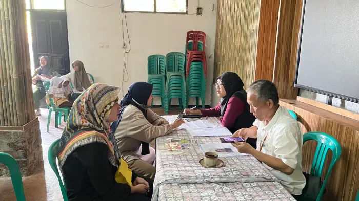 Artikel KKN Universitas Al Ghifari: KKN Sauyunan 38 Hadiri Kegiatan Anak yang Memerlukan Perlindungan Khusus dan Santunan Yatim Piatu di Desa Bumiwangi