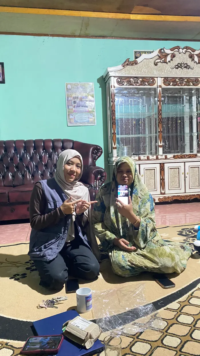 Artikel KKN Universitas Al Ghifari: Mendorong Digitalisasi UMKM Boneka melalui Pembuatan Toko Shopee sebagai Sarana Pemasaran Online
