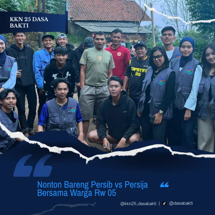 Artikel KKN Universitas Al Ghifari: Mahasiswa KKN 25 Dasa Bakti Merawat Kebersamaan melalui Nonton Bareng Persib dan Persija Bersama Warga RW 05