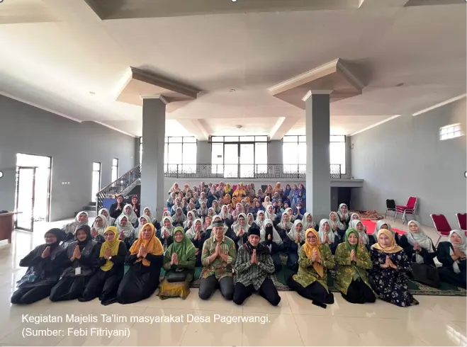 Artikel KKN Universitas Al Ghifari: Kegiatan Rutinan Majlis Ta'lim Desa Pagerwangi bersama KKN TEMATIK
