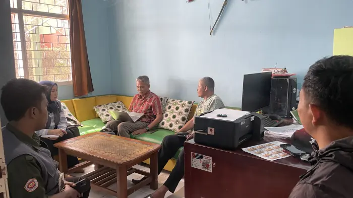 Artikel KKN Universitas Al Ghifari: Dari Kerja, Lahir Cerita