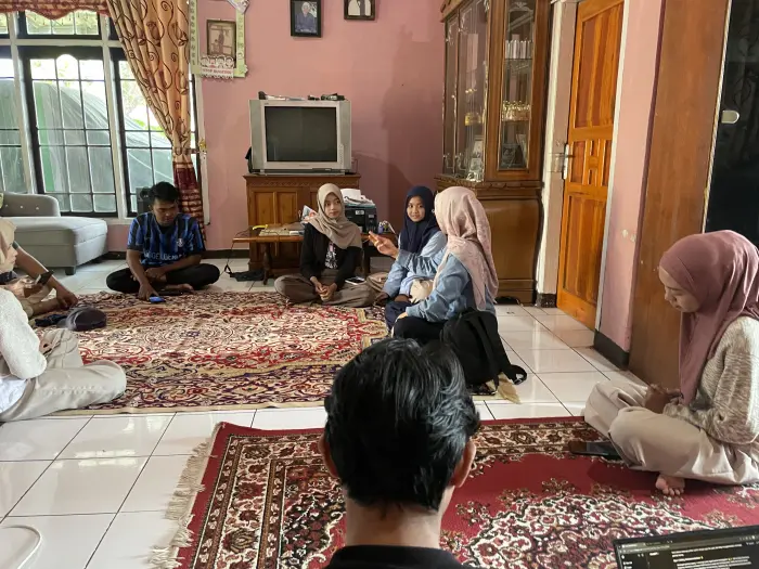 Artikel KKN Universitas Al Ghifari: Satu Langkah Lebih Dekat