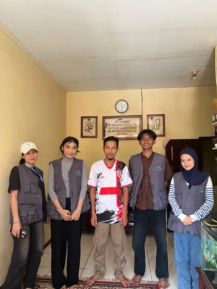 Artikel KKN UNFARI: KKN 39 Anata Karya Lakukan Survei UMKM untuk Dorong Legalitas dan Digitalisasi Usaha di Desa Wargaluyu dari Kelompok ANATA KARYA 39