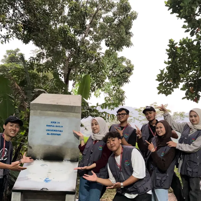Artikel KKN Universitas Al Ghifari: Pengenalan dan Pemanfaatan Rocket Stove sebagai Alternatif Pengelolaan Sampah melalui Program Kerja KKN di Desa Lebak Wangi, Kecamatan Arjasari, Kabupaten Bandung